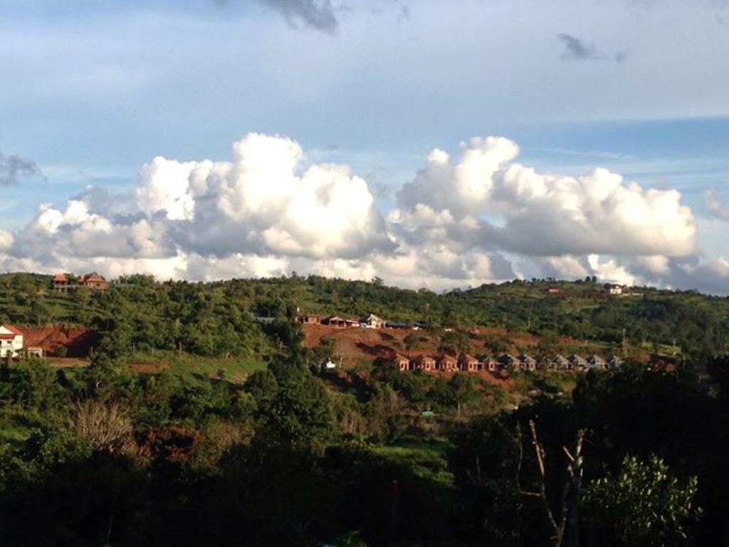 Mondulkiri Hotel Сенмонором Экстерьер фото
