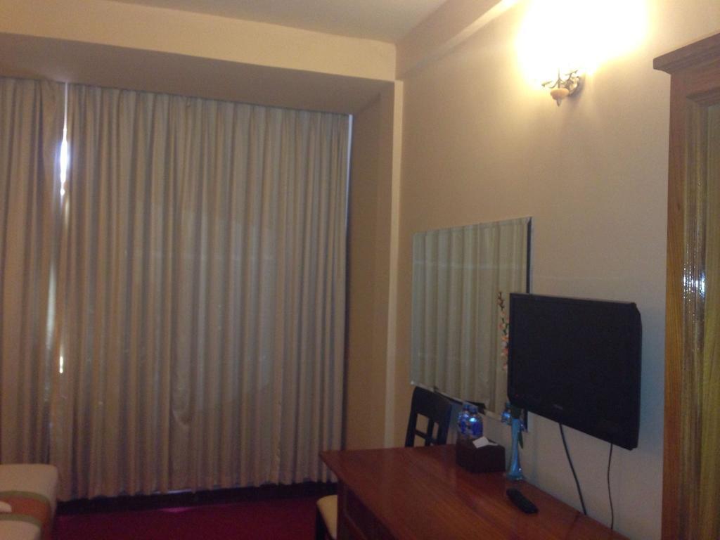 Mondulkiri Hotel Сенмонором Экстерьер фото